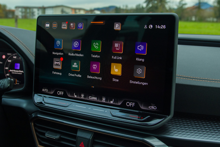 cupra formentor touchscreen