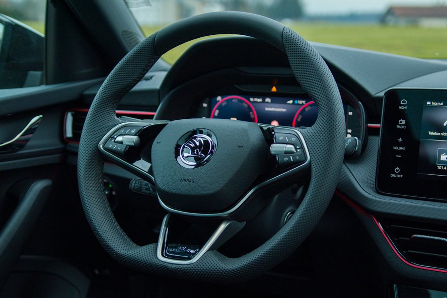 skoda kamiq montecarlo 2025 Lenkrad